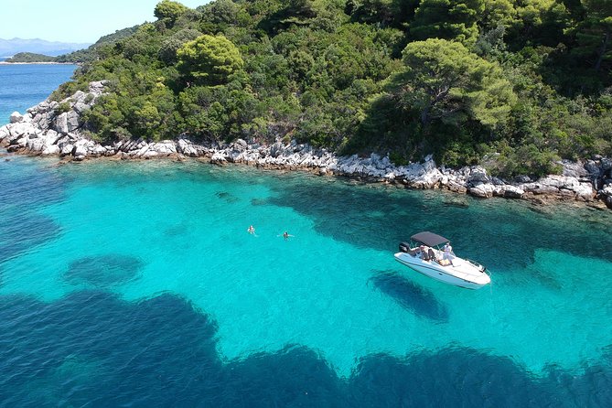 Full day Private Boat Tour to Elaphite Islands and South Mljet - The boat, drinks, and comfort level