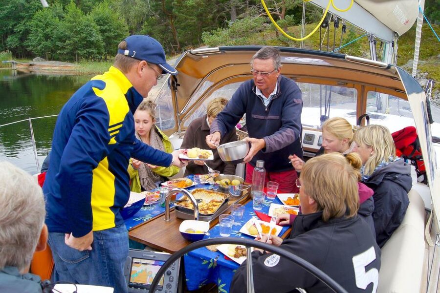 Full-Day Stockholm Archipelago Sailing Tour - What makes the captains important