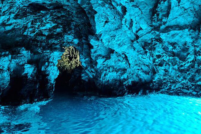 Full-Day Tour in Blue Cave and 5 Islands - All included - What this Split boat trip is really offering
