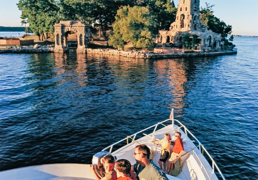 Gananoque: 1000 Islands Cruise & Optional Boldt Castle Entry - Who Will Enjoy This Cruise Most?