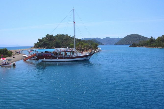 Gocek 12 Islands Cruise with Lunch & Transfer from Sarıgerme - Yassıca Island closes the swimming program