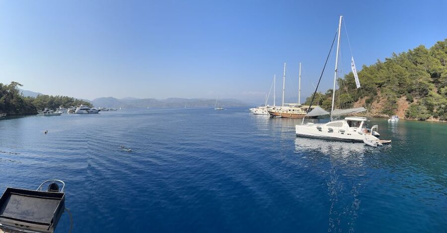 Gocek: Yacht Trip and 12 Island Full-Day Tour with Lunch - Who should book this Gocek boat day?