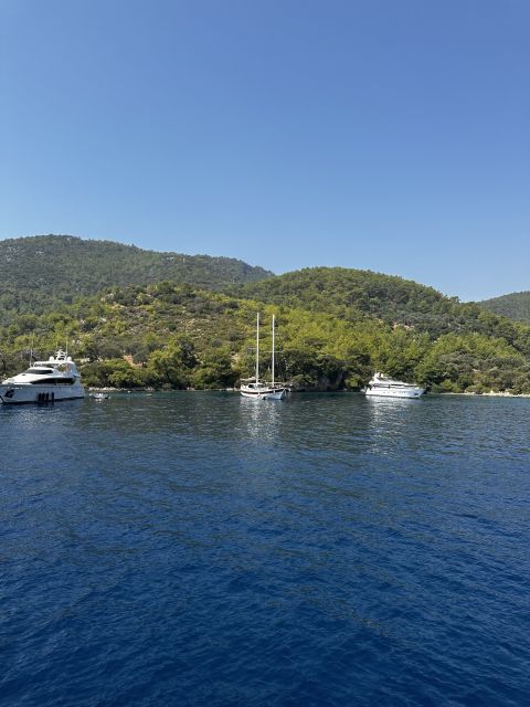 Gocek: Yacht Trip and 12 Island Full-Day Tour with Lunch - The islands you pass between the bays