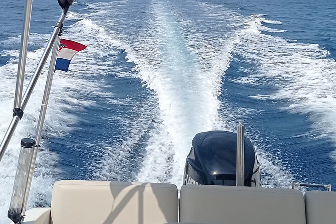 Half-Day Private Speed Boat Tour in Dubrovnik on Elaphiti Islands - Swimming inside Kolocep’s Blue Cave