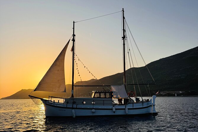 HalfDay Traditional Boat Tour in Korčula Archipelago - Leaving from Lučica Lumbarda