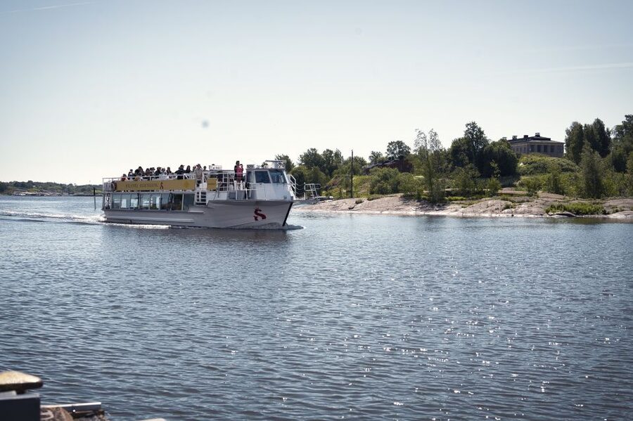 Helsinki: City Highlights 1.5-Hour Archipelago Cruise - Kruunuvuorenranta and Kalasatama: Helsinki’s Newer Face