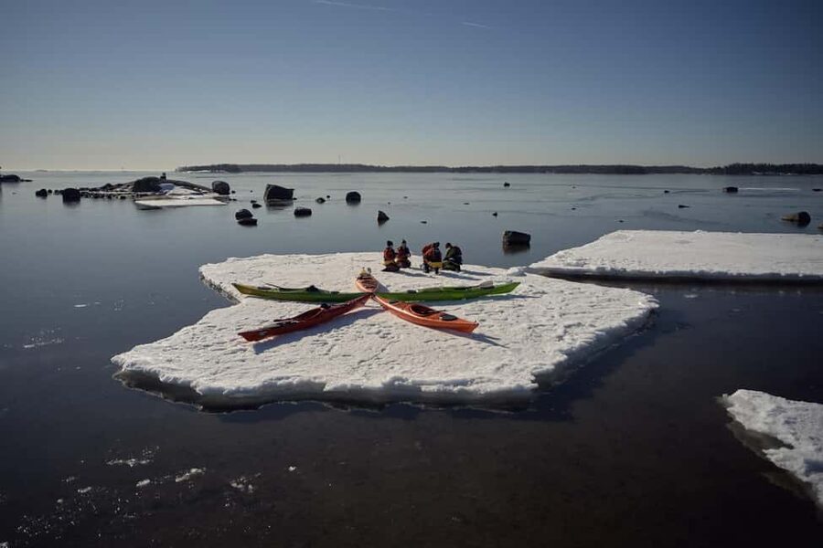 Helsinki: Winter Kayaking in Eastern Helsinki Archipelago - Key details before you book