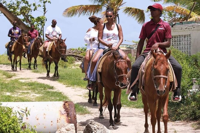 Horseback Riding at Hawksbill Beach in Five islands Antigua - Guides who make the difference