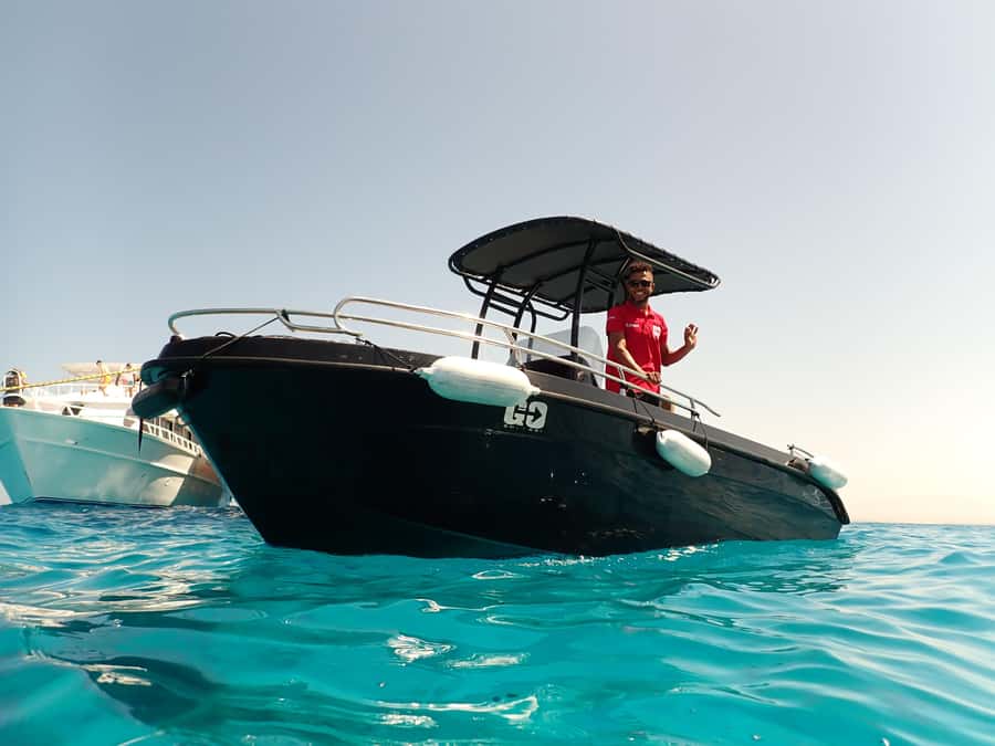 Hurghada: 6 Islands Tour with Dolphin Watching & Snorkelling - Shipwreck snorkelling adds a different kind of thrill