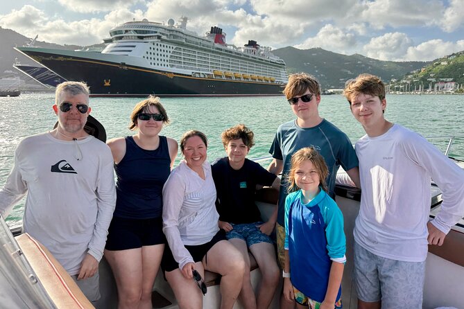 Island Hopping Adventure in the British Virgin Islands! - Crew service and the feel of the day