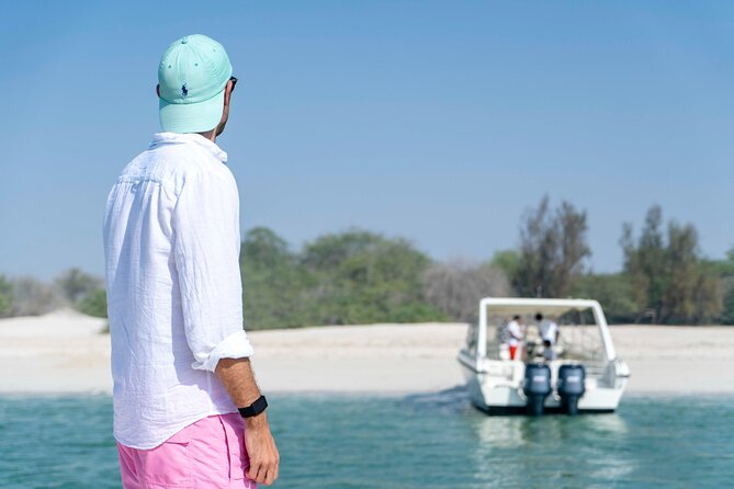 Island Hopping Sharing-4 hours trip - Dolphin Island and the first swim