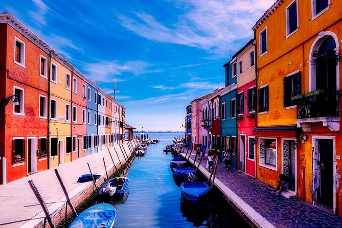 Island Hopping Tour: Mazzorbo, Burano and Murano - Churches, old industry, and Murano’s quieter corners