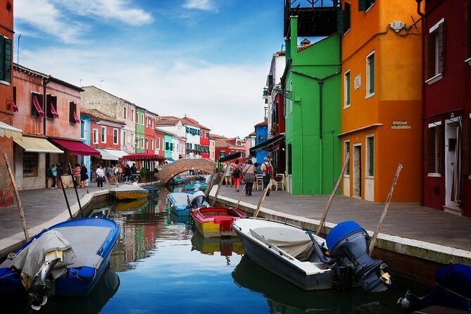 Island Hopping Tour: Mazzorbo, Burano and Murano - How much walking should you expect?