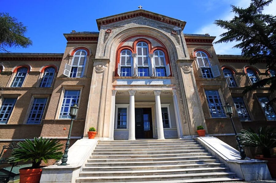 Istanbul Princes island Tour visiting 2 island - The best way to approach the day