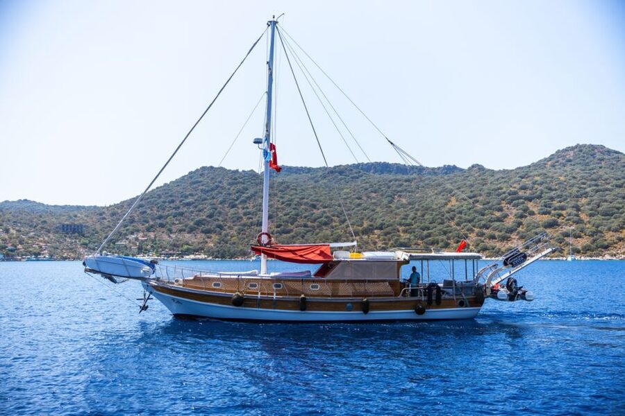 Kas: Limanagzi Beach & Island-Hopping Boat Tour with Lunch - Small River Bay and lunch on the open deck