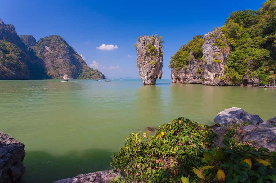 Khao Lak: James Bond and Khai Islands Day Trip by Speedboat - Hong Island slows the pace with mangrove kayaking