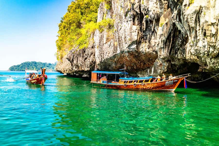 Ko Lanta: 4 Islands Tour By Private Longtail Boat with Lunch - Why a private boat changes the day