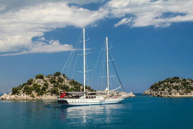 Ko Lanta's Unique 4-Island Long-Tail Snorkeling Tour w/ Lunch - What the $36.64 price includes