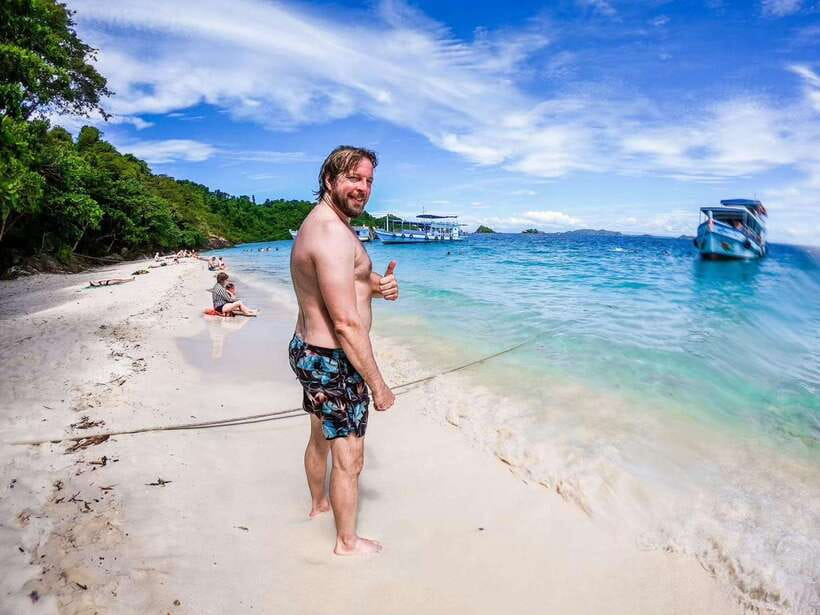Koh Chang: 3 or 4 Islands Snorkel & Beach Tour by Big Boat - Starting from Bang Bao and getting aboard