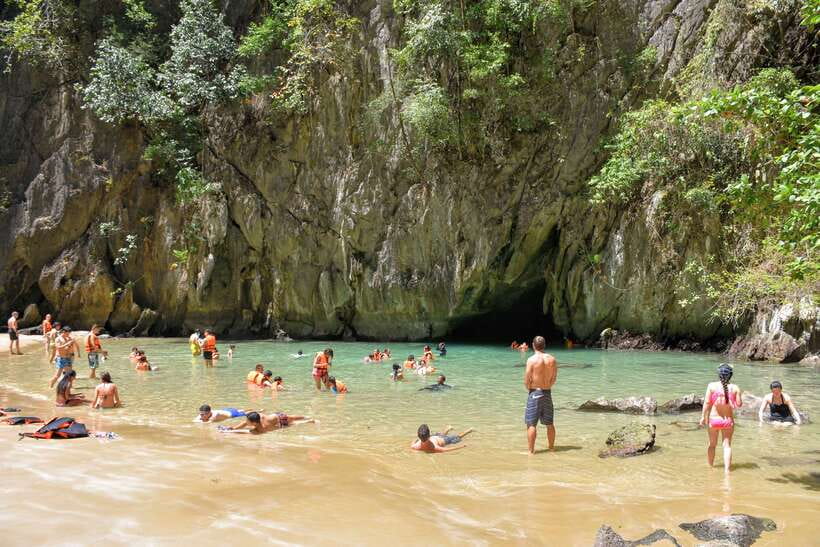 Koh Lanta: 4-Island Adventure Tour to Emerald Cave - Thai Lunch and White Sand at Koh Kradan