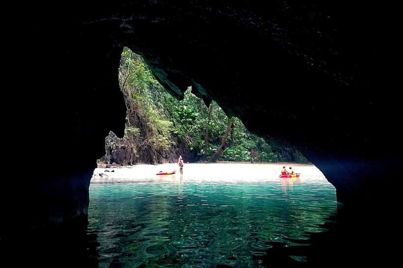 Koh Lanta: 4-Island Adventure Tour to Emerald Cave - Snorkeling Around Koh Kradan
