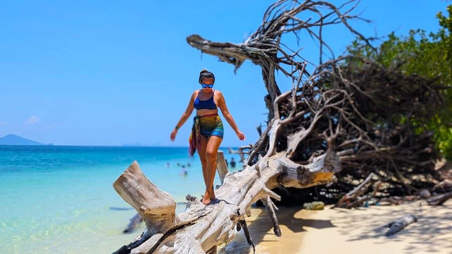 Koh Lanta: 4 Islands, Emerald Cave & Koh Kradan by Longtail - The morning ride from Koh Lanta Old Town