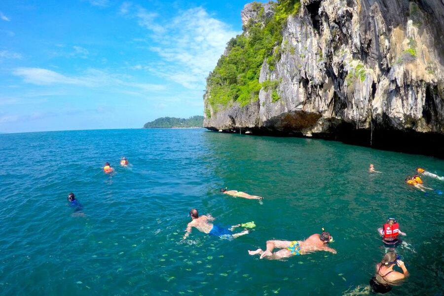 Koh Lanta: 4 Islands, Emerald Cave & Koh Kradan by Speedboat - What the $51 price really covers