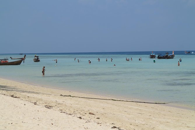 Koh Lanta: 4 Islands Tour by Speedboat with Snorkeling - Families, swimming ability, and comfort