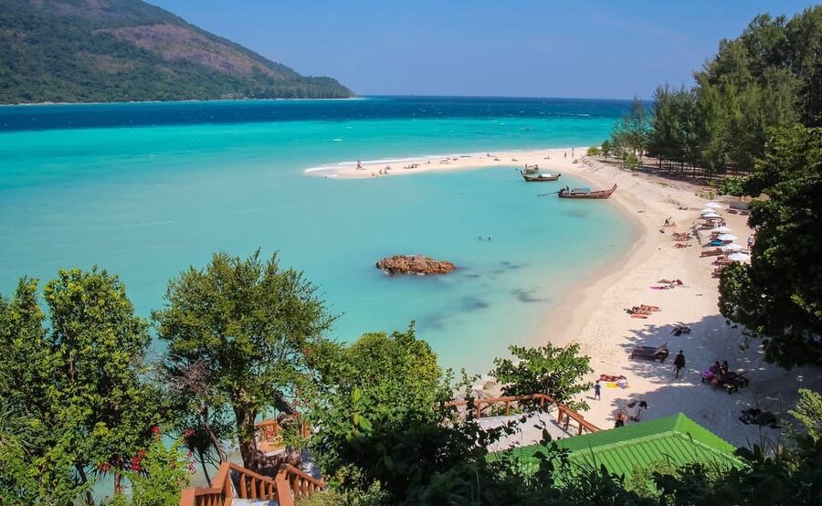 Koh Lipe: 7 Island Snorkeling Trip by Longtail Boat w/ Lunch - Lunch and monkeys at Monkey Beach
