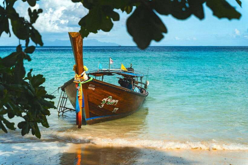 Koh Lipe: Island Hopping by Private Longtail Boat w/ Snorkel - Why an early start makes a difference