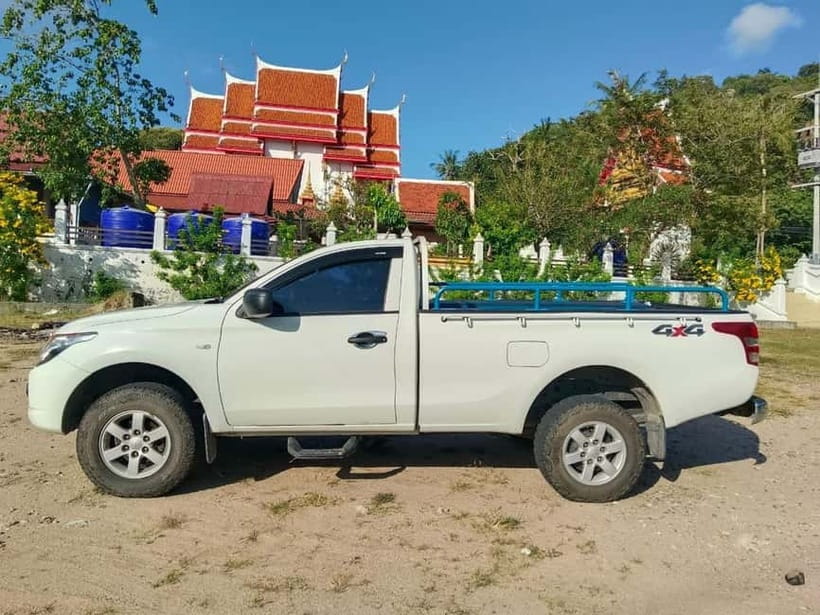 Koh Tao: Underwater Gems, Island Hopping & Snorkel Adventure - Hin Wong Bay and the best underwater drama