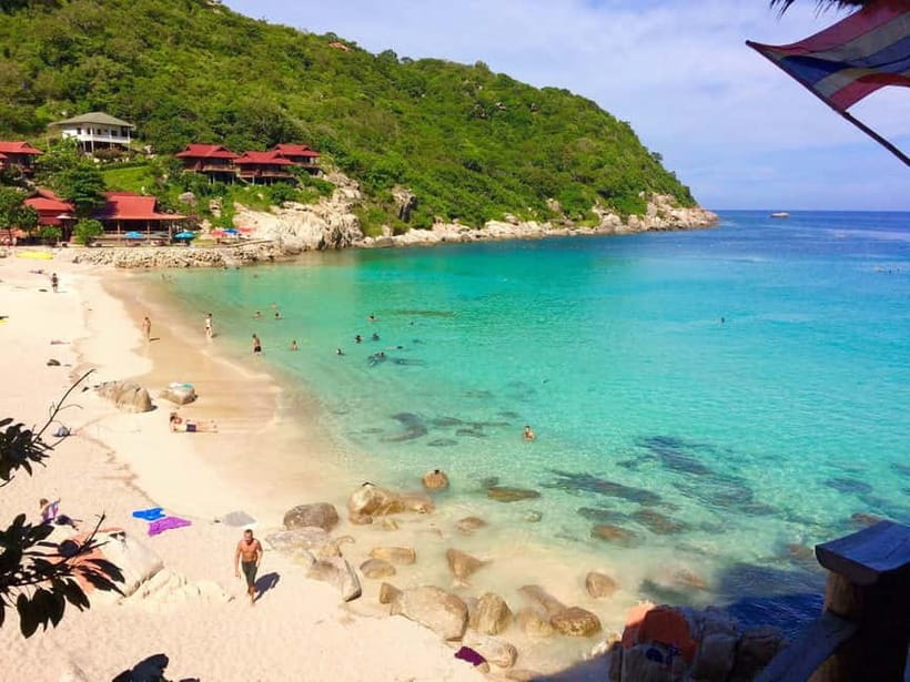 Koh Tao: Underwater Gems, Island Hopping & Snorkel Adventure - Aow Leuk for white sand and easy water access