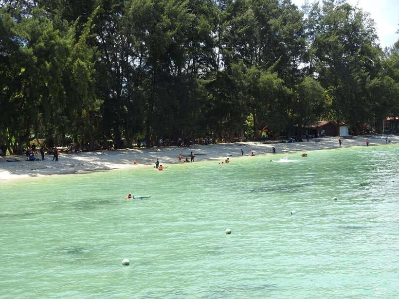 Kota Kinabalu: Island Hopping with Snorkeling & Meal - What the $63 price really buys