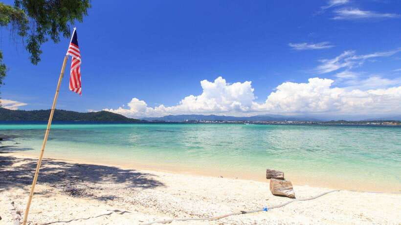 Kota Kinabalu: Snorkeling & Island Hopping Sapi & Manukan - What your $67 buys in Kota Kinabalu