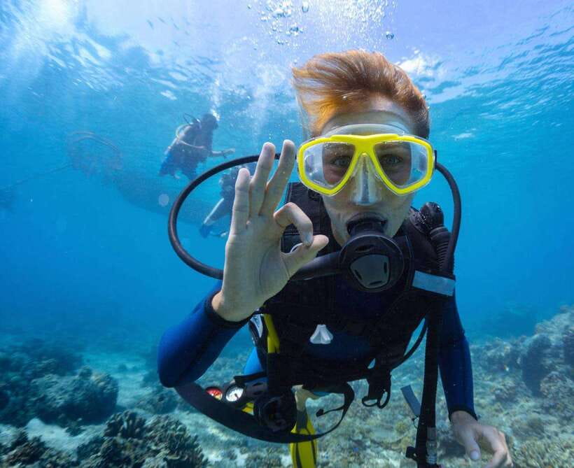 Kota Kinabalu: Snorkeling & Island Hopping Sapi & Manukan - Buffet lunch on the beach