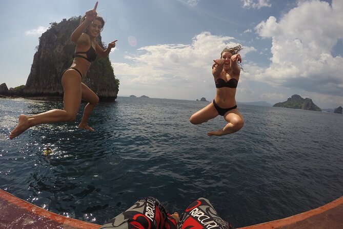 Krabi 4 Island Morning Cruise with Snorkeling & Gourmet Breakfast - The return through Railay Beach