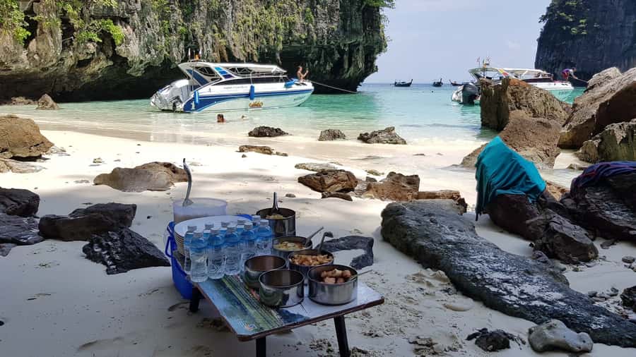 Krabi: 4 Island Tour, Sunset+Plankton, Small Group 12 pax - What the $80 price really covers