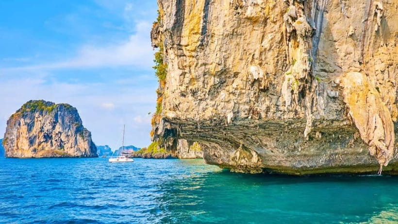 Krabi: 4 Islands and Caves Boat Tour with Lunch - Koh Poda lunch stop and beach time