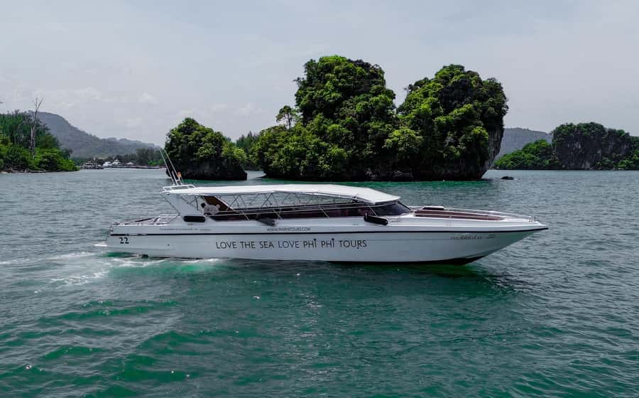 Krabi: 4 Islands Day Tour by Speedboat or Longtail Boat - Packing advice for a wet, sunny day