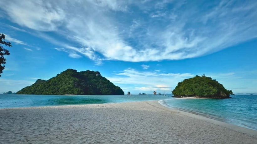 Krabi: 4 Islands Hopping & Snorkeling Tour - Guides, crew, and the human side of the trip