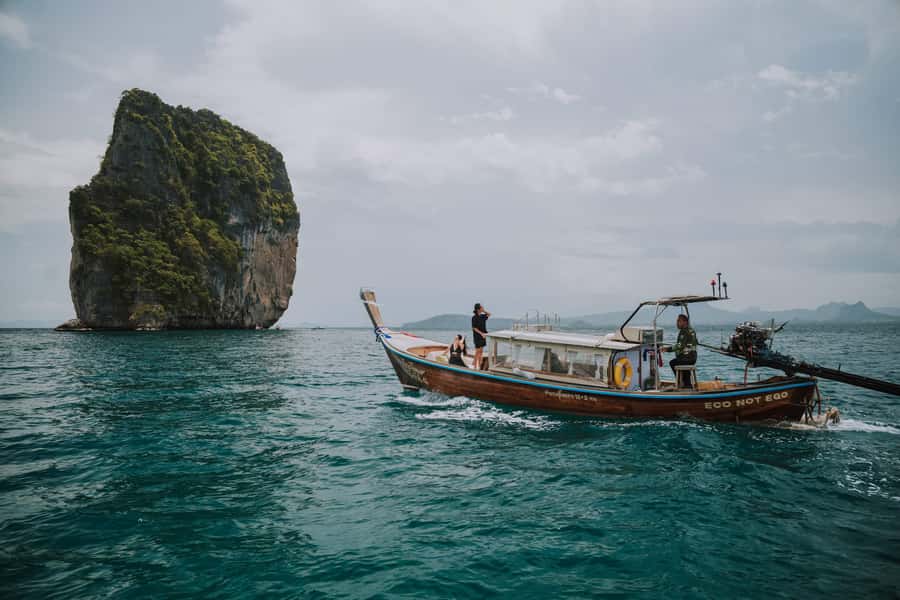 Krabi: 4-Islands Luxury Longtail Boat Private Half Day Tour - What the $277 private price really buys