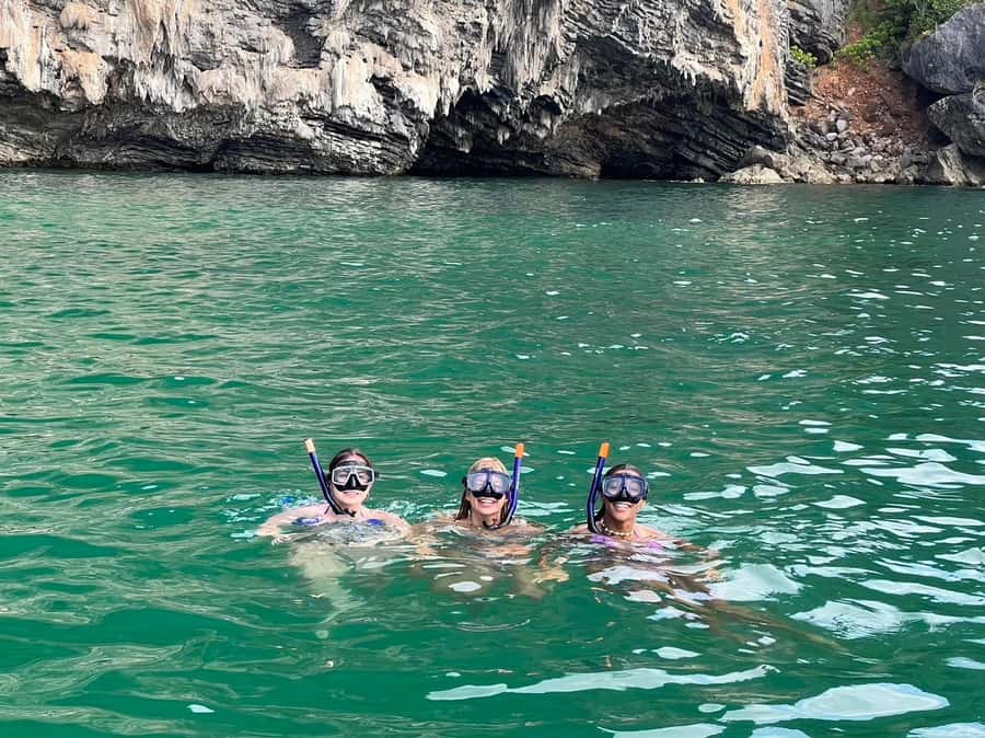 Krabi: 4 Islands Private Full-Day Tour by Longtail Boat - Poda Island and Lunch on the Beach