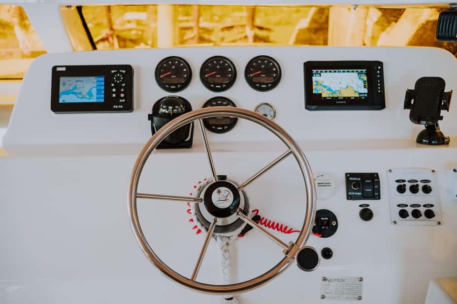 Krabi: 4 Islands Private Luxury Speed Boat Tour - Lunch, Fruit, Coconut, And A Useful Comfort Package