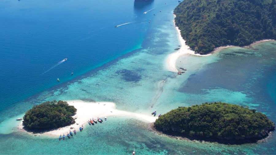 Krabi: 4 Islands Private Trip by Speedboat - Phra Nang Beach and the cave shrine