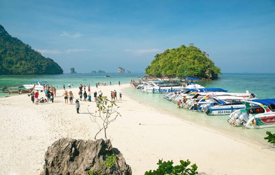 Krabi: 4 Islands & Thale Waek's Sandbar Tour By Speedboat - Chicken Island snorkeling and the famous profile