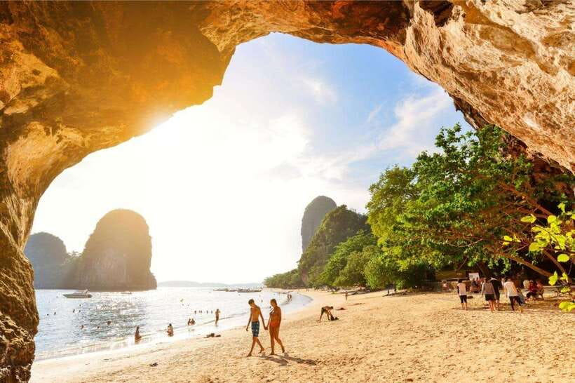 Krabi: 4 Islands Tour by Speedboat with Lunch and Snorkeling - The four details that shape your day
