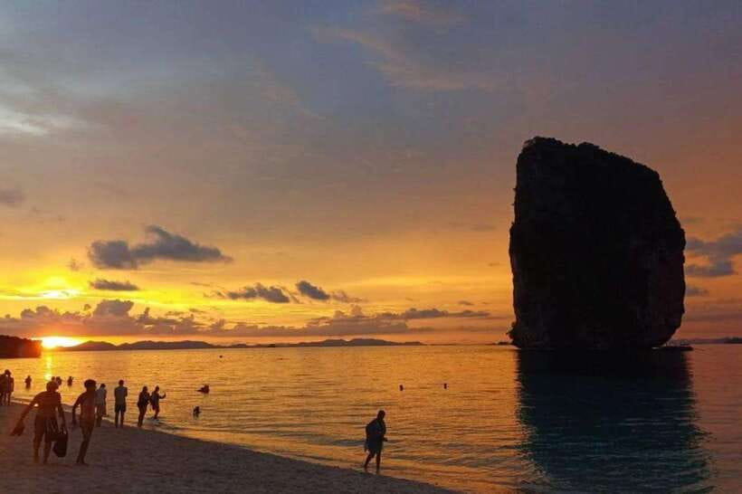 Krabi: 7-Island Tour by Longtail Boat with Sunset - Sunset, dinner, and the evening sea