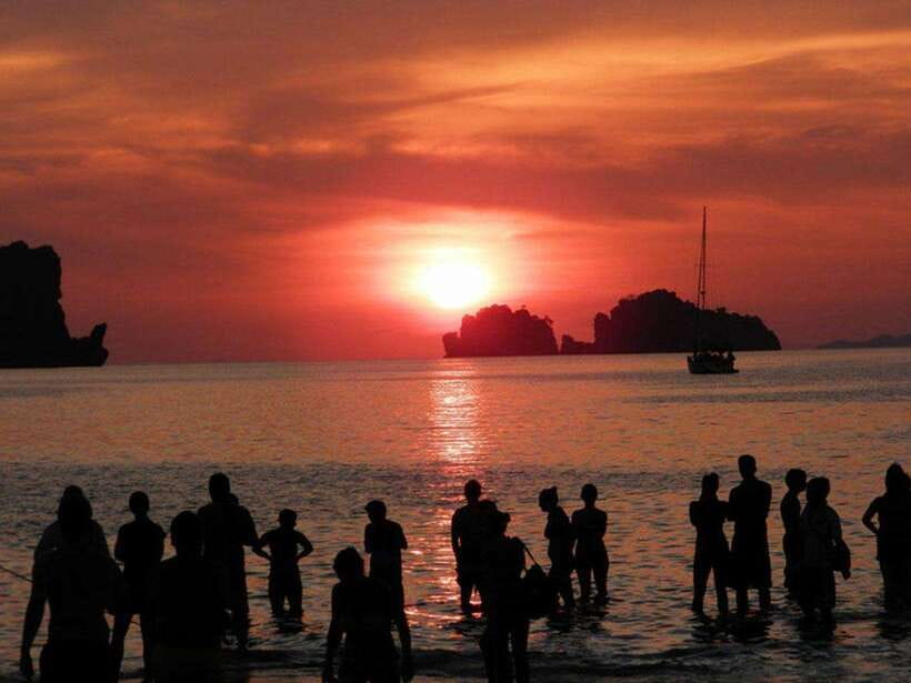 Krabi: 7 Islands Sunset & Plankton Swim with BBQ Dinner - What the seven-hour outing is really like