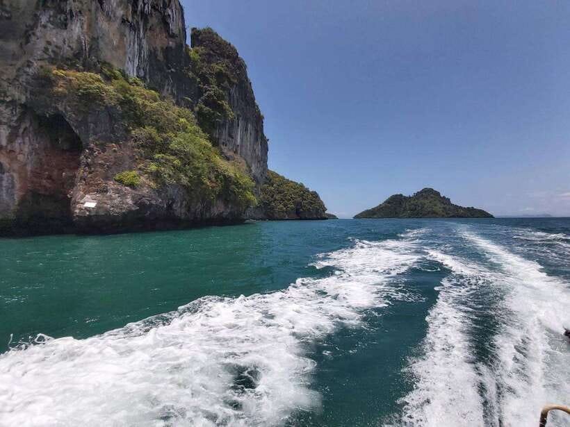 Krabi: 7 Islands Sunset & Plankton Swim with BBQ Dinner - The plankton swim at Koh Raeng