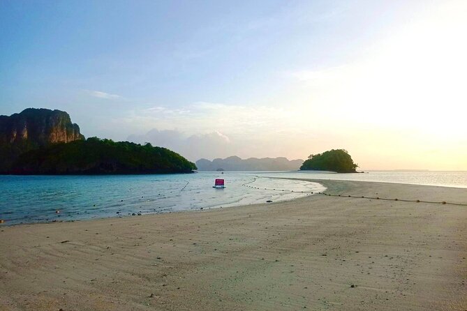 Krabi 7 Islands Sunset Tour BBQ Beachside Dinner + Plankton Swim - Tup Island brings the sandbar walk